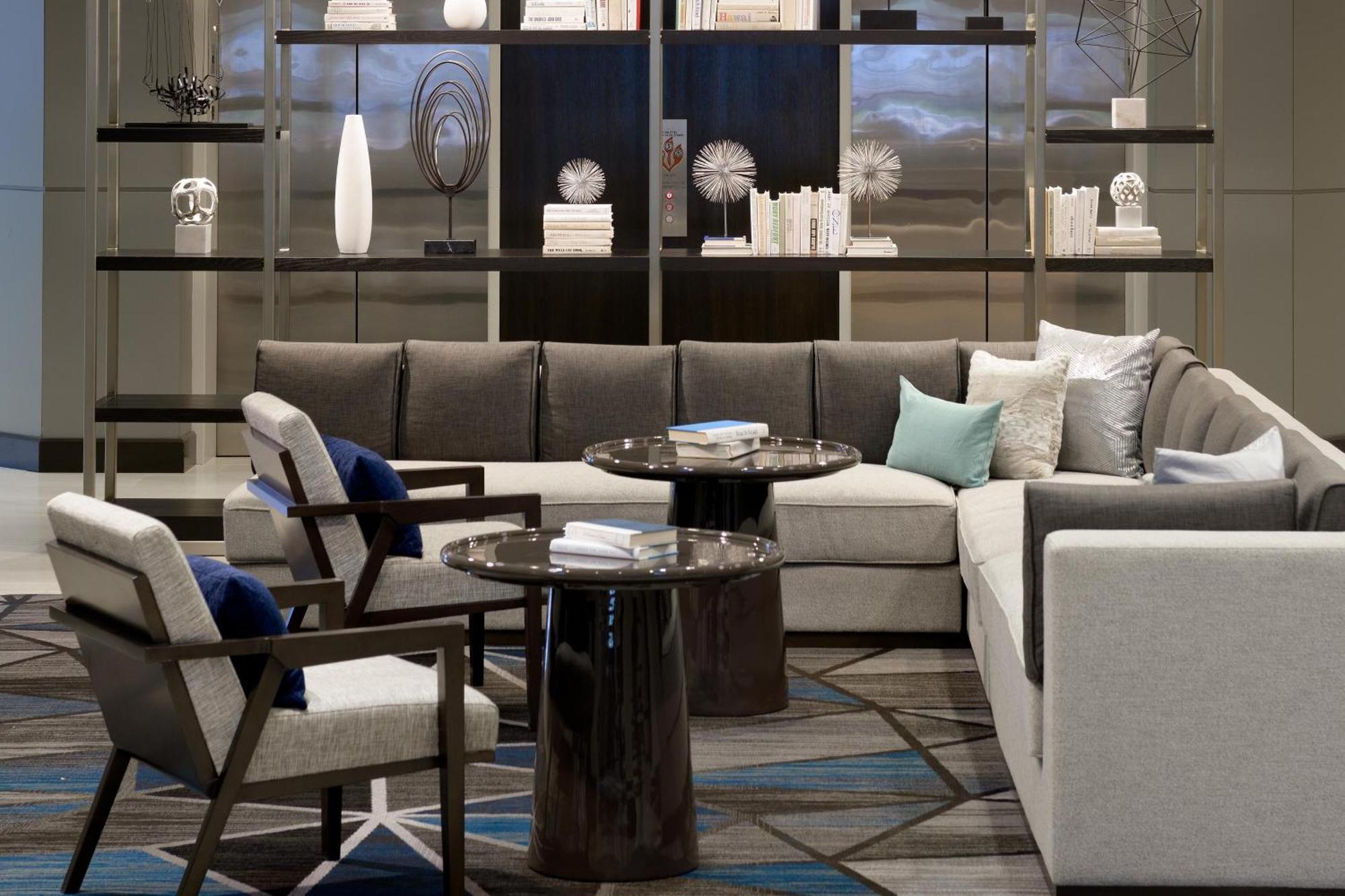 Sheraton Cerritos Hotel 3*
