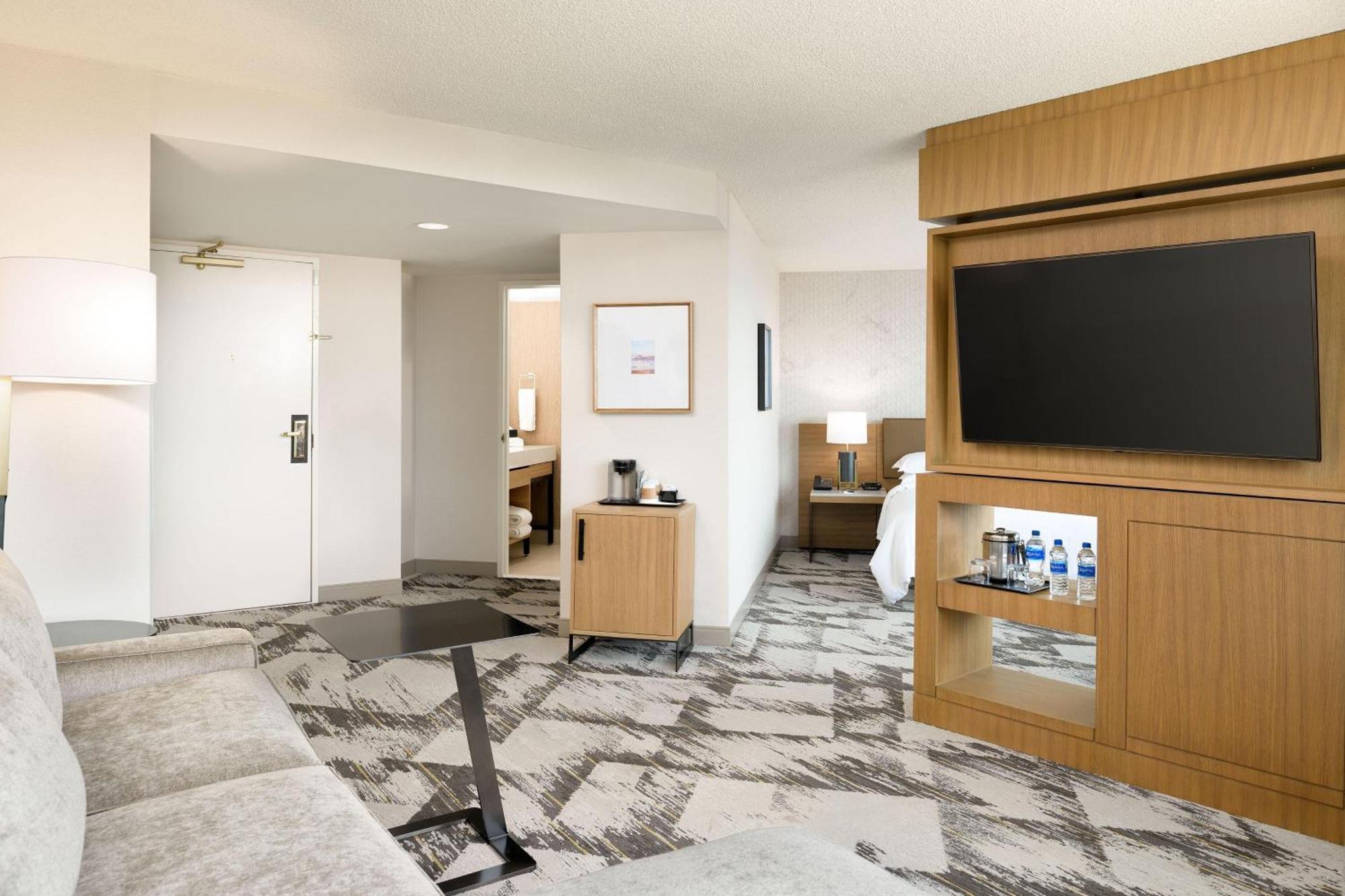 Sheraton Cerritos Hotel Buena Park