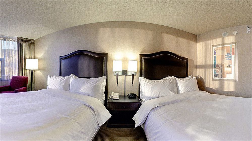Hotel Sheraton Cerritos 3*